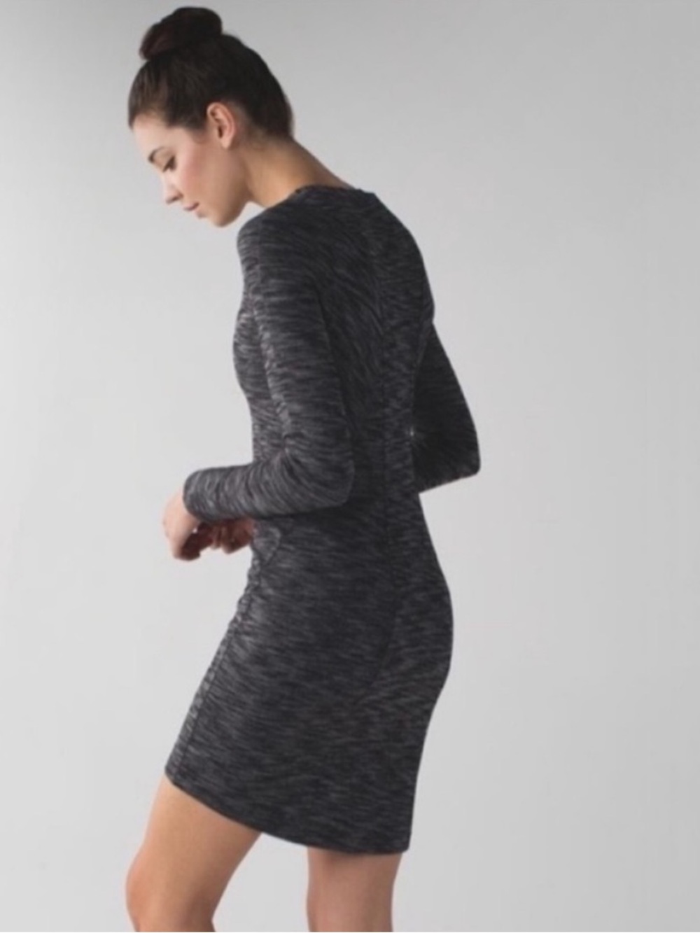 Lululemon &go Where-To Dress *Long Sleeve - Picture 2 of 6